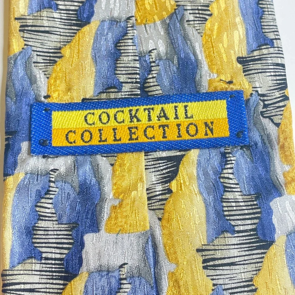 Cocktail Collection Vintage Wine Necktie Mens Blue Yellow Silk Abstract Mod Work